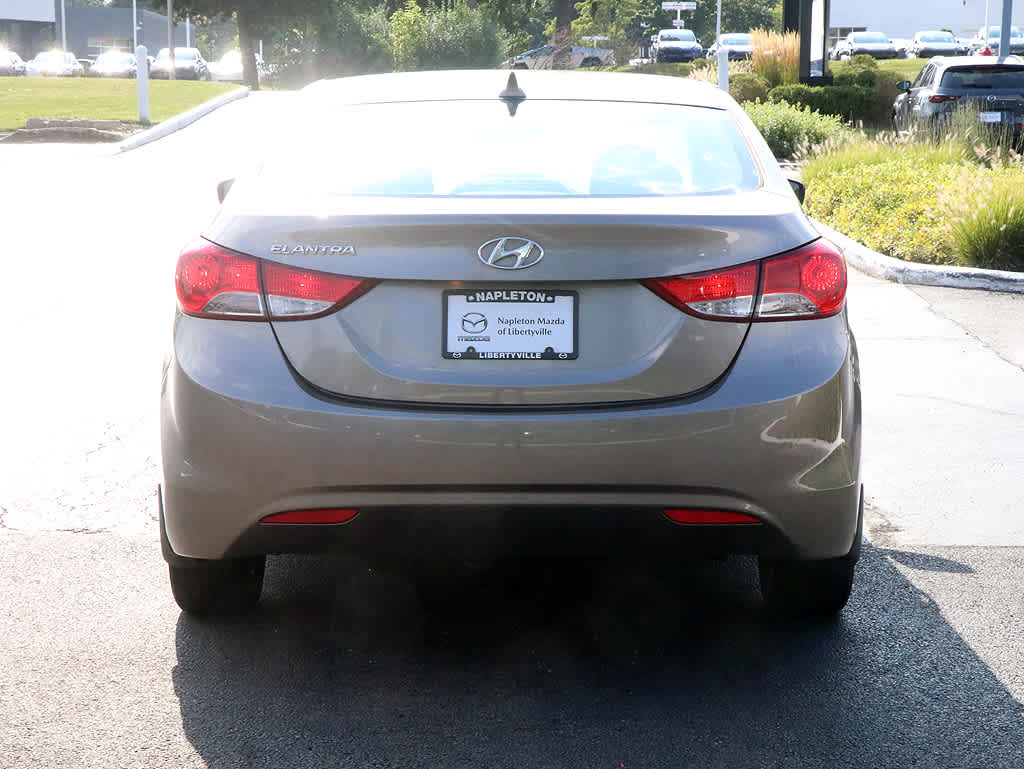 2013 Hyundai Elantra GLS 5