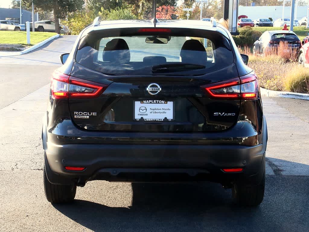 2020 Nissan Rogue Sport SV 3