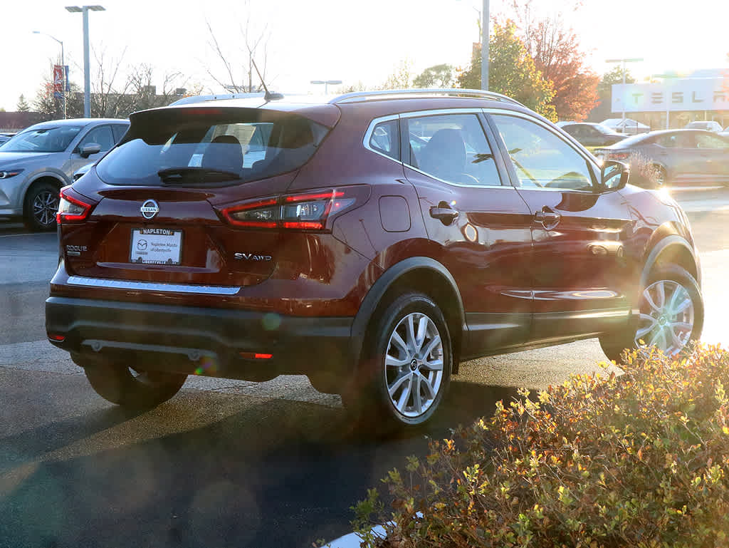 2020 Nissan Rogue Sport SV 8