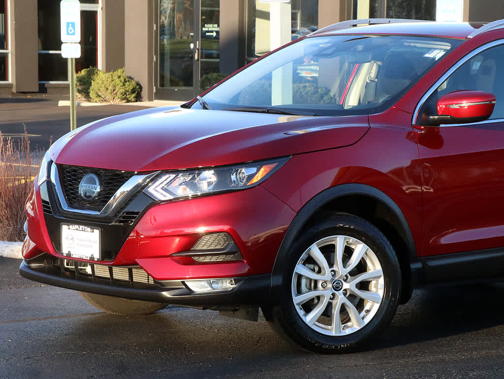 2020 Nissan Rogue Sport SV 3