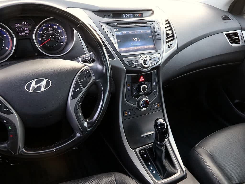 2014 Hyundai Elantra  11