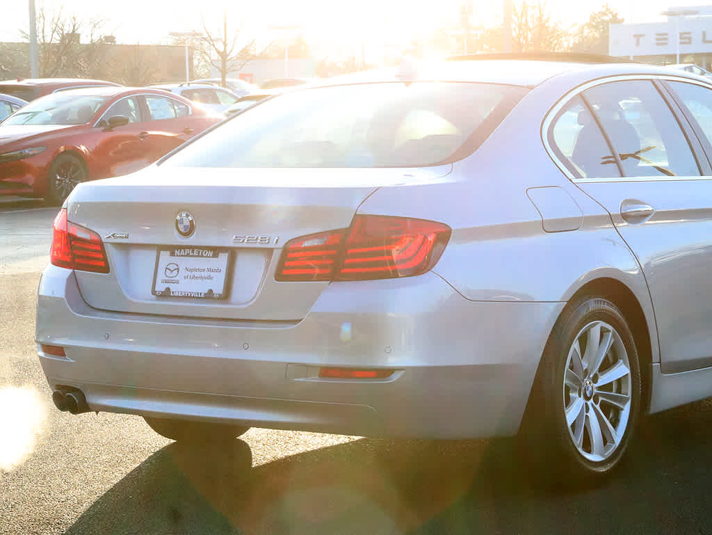 2016 BMW 5 Series 528i xDrive 5