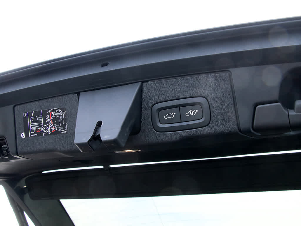 2021 Volvo XC60 Inscription 24
