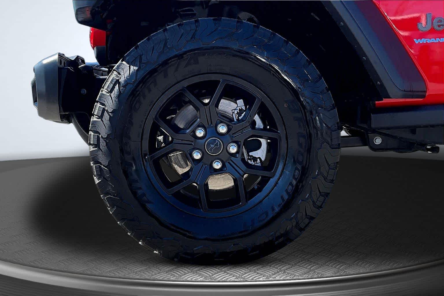 2025 Jeep Wrangler 4xe Willys - 8
