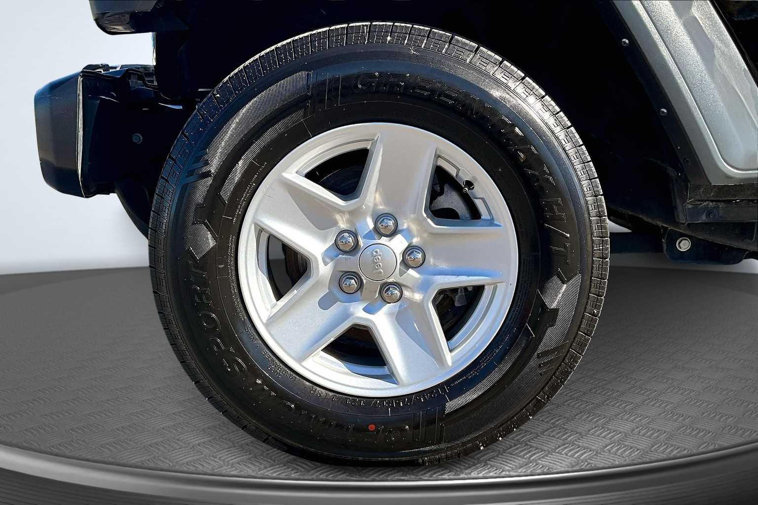 2023 Jeep Gladiator Sport S - 8