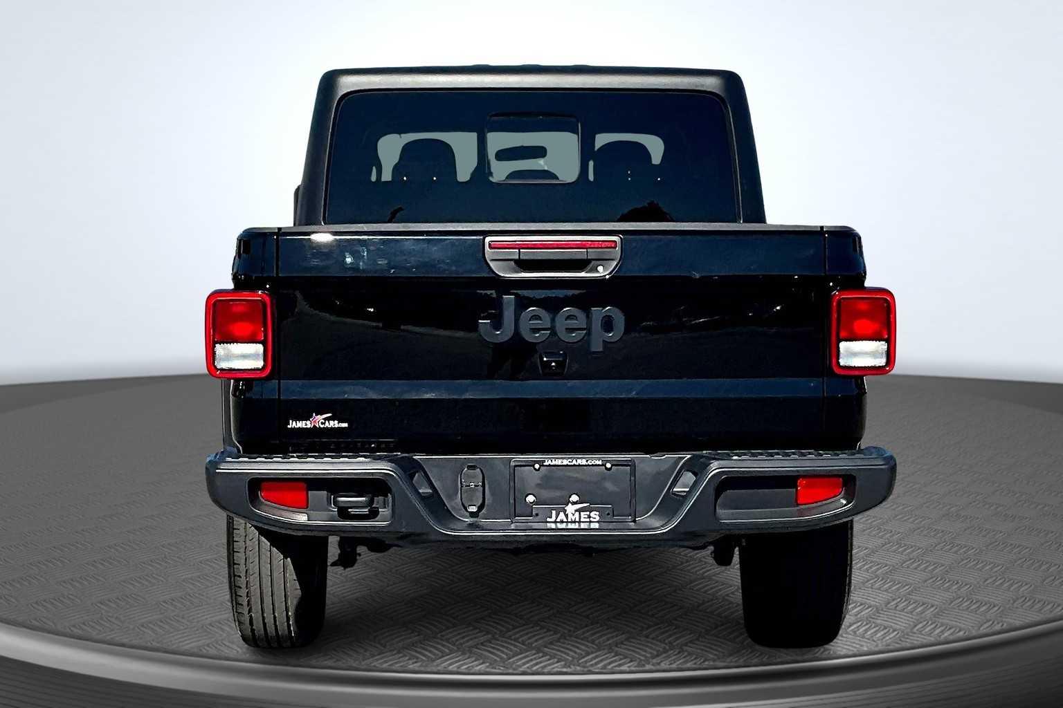 2023 Jeep Gladiator Sport S - 4