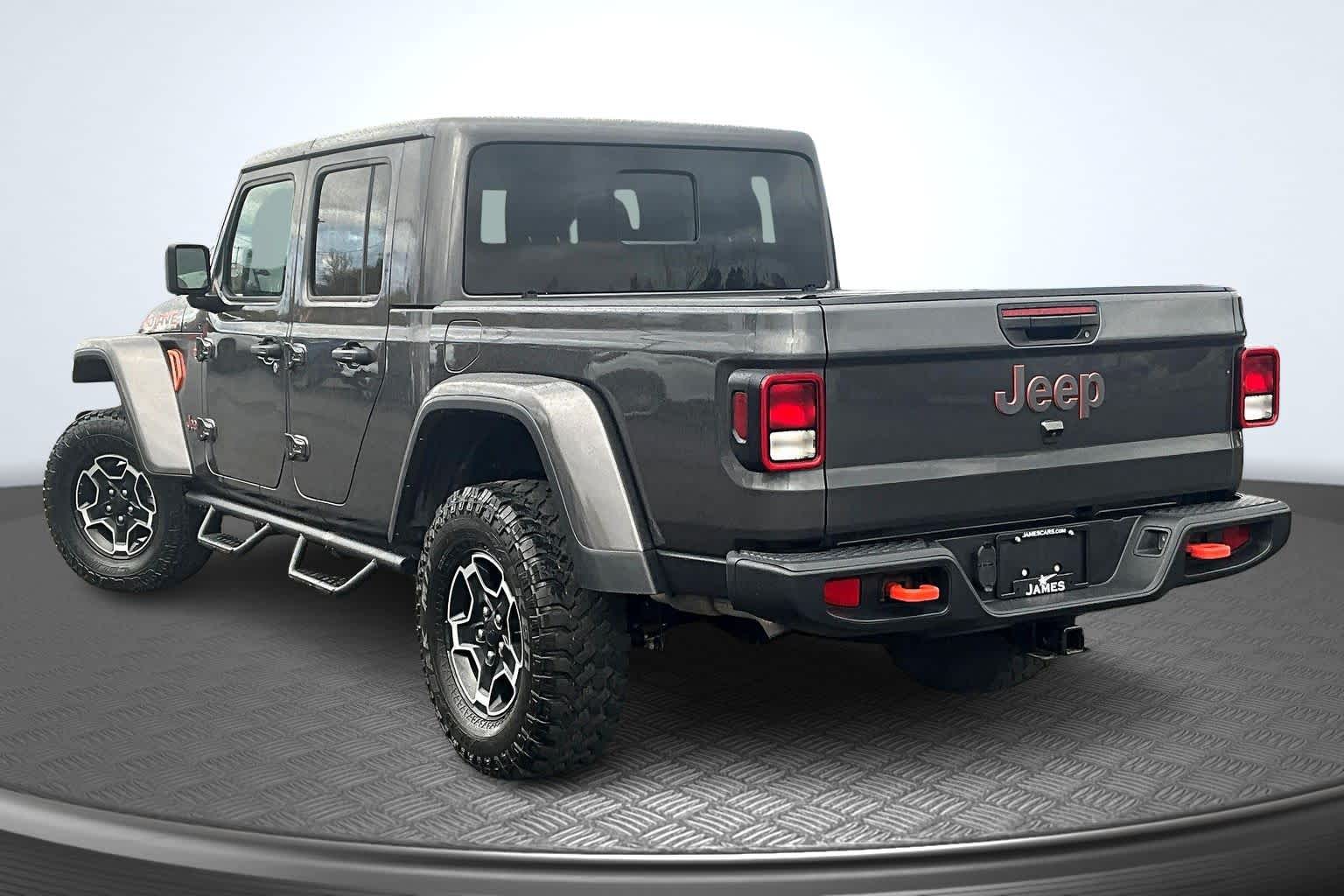 2023 Jeep Gladiator Mojave Granite Crystal Metallic Clearcoat at James Chevrolet