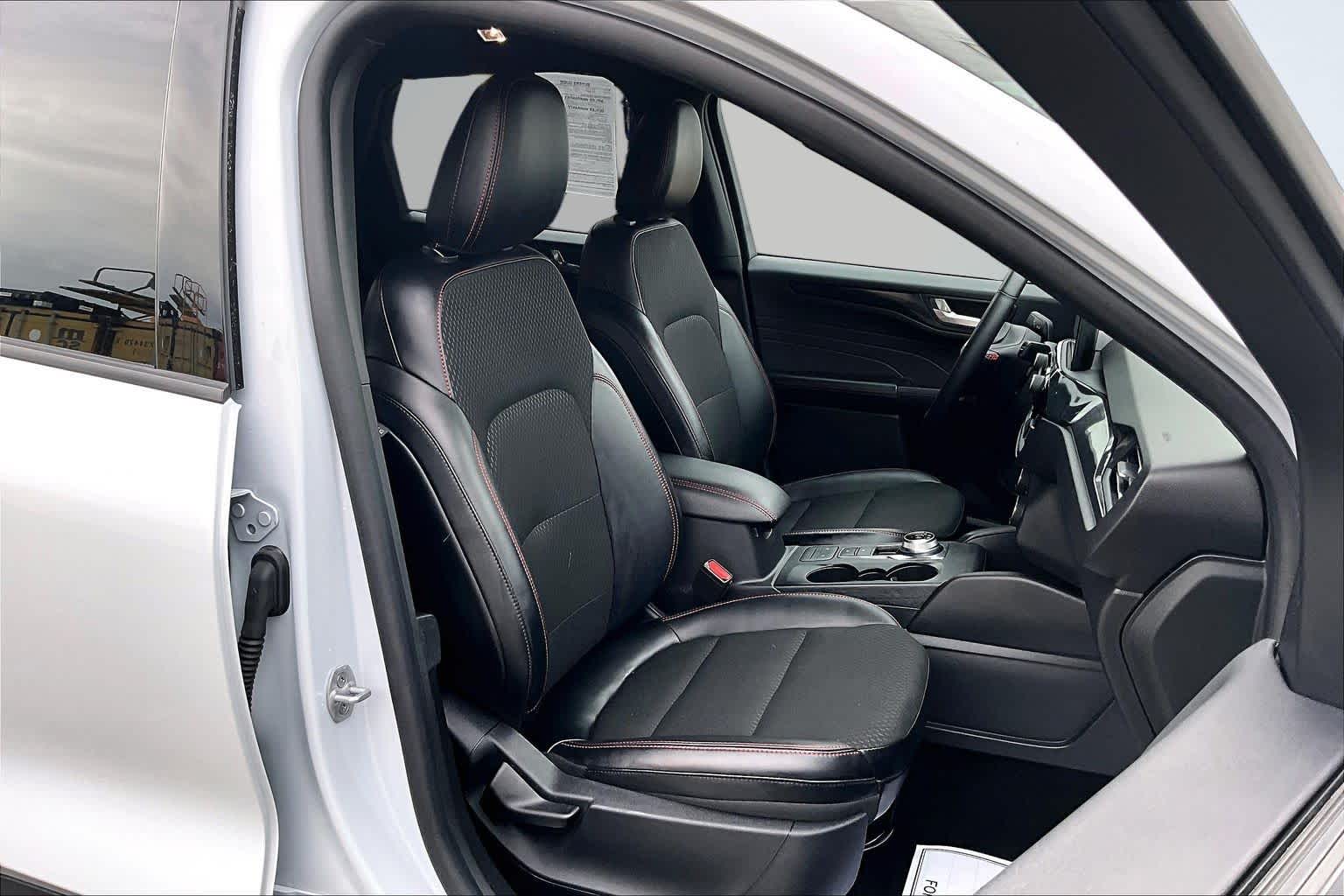 2025 Ford Escape ST-Line Select - 7