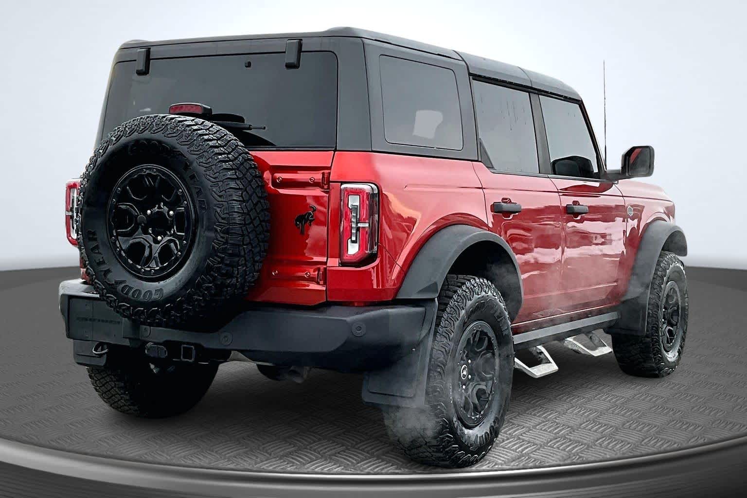 2023 Ford Bronco Wildtrak - 2