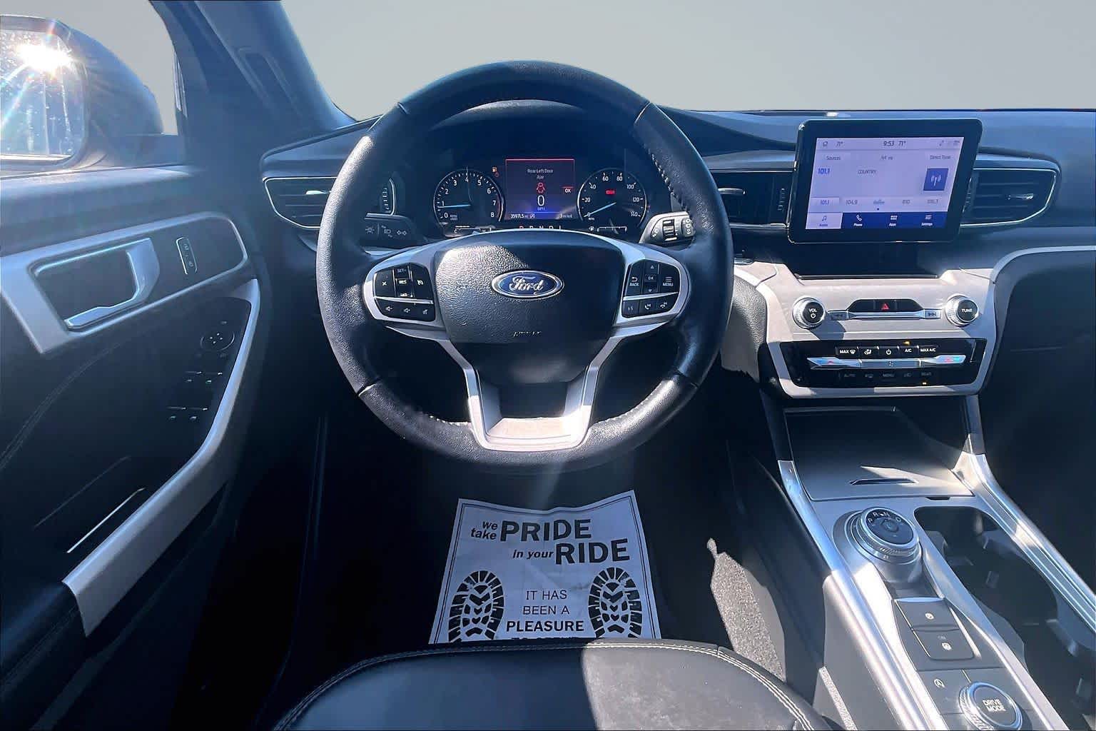 2023 Ford Explorer XLT - 5