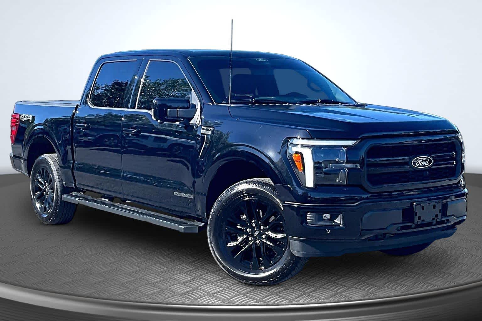2025 Ford F-150 LARIAT - 11