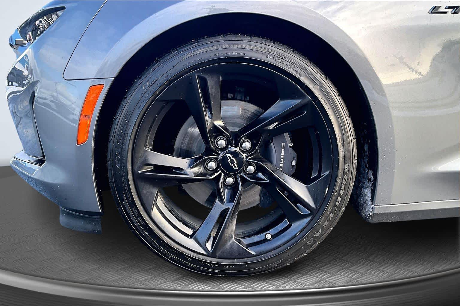 2021 Chevrolet Camaro LT1 - 8