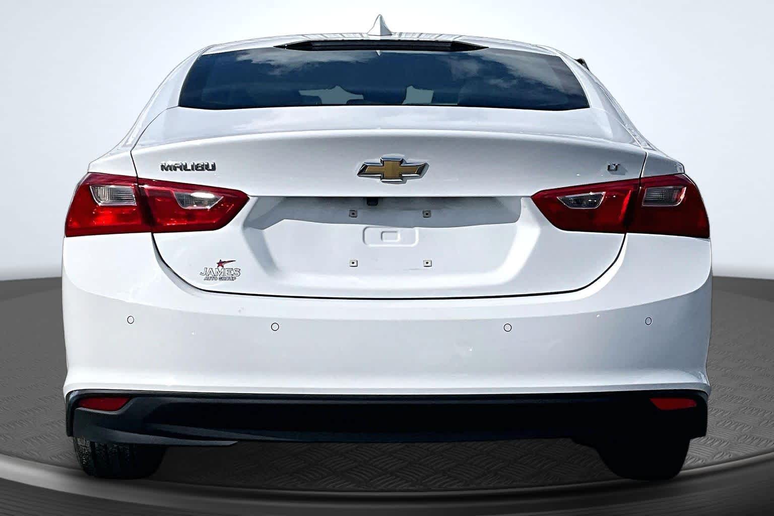 2024 Chevrolet Malibu LT - 4