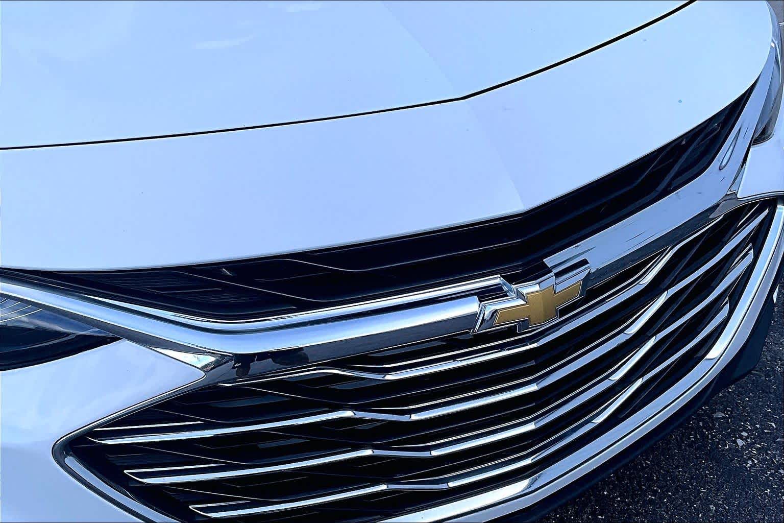 2024 Chevrolet Malibu LT Summit White at James Chevrolet