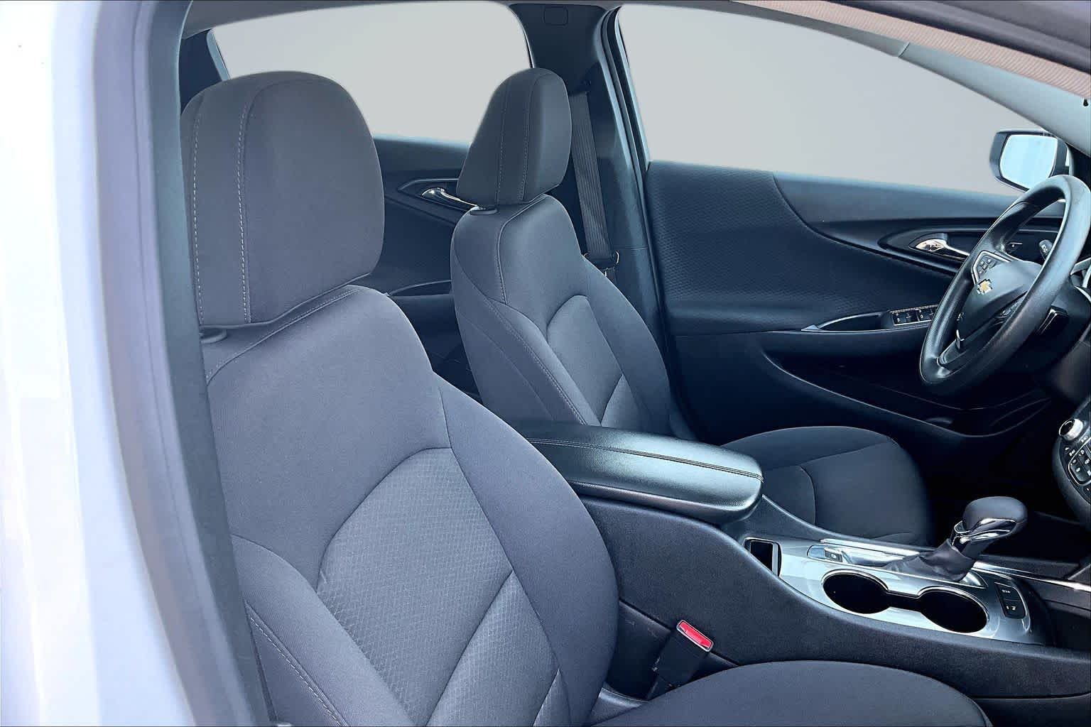 2024 Chevrolet Malibu LT - 7