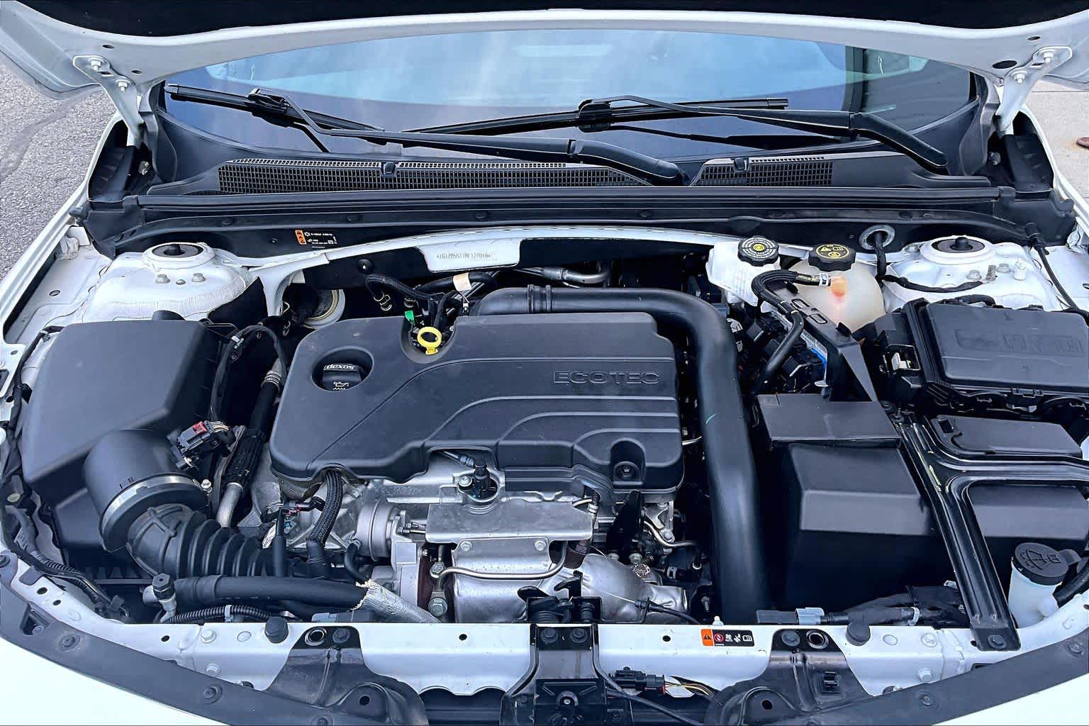2024 Chevrolet Malibu LT - 9