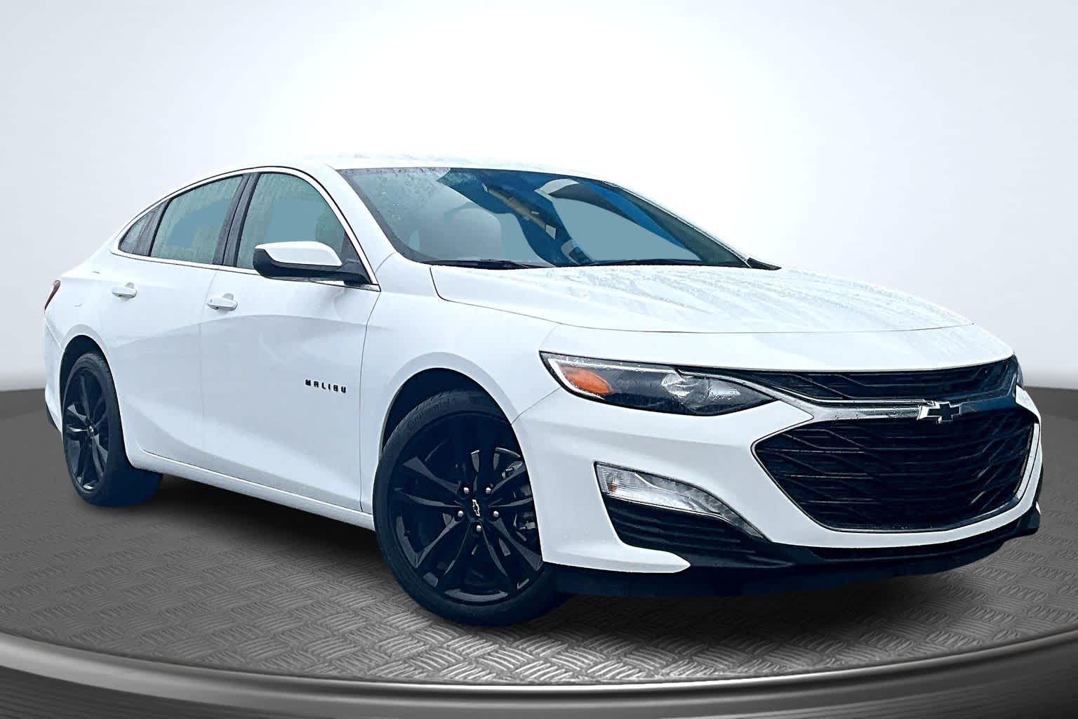 2025 Chevrolet Malibu LT - 11