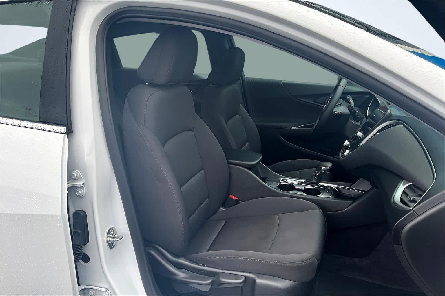 2025 Chevrolet Malibu LT - 7