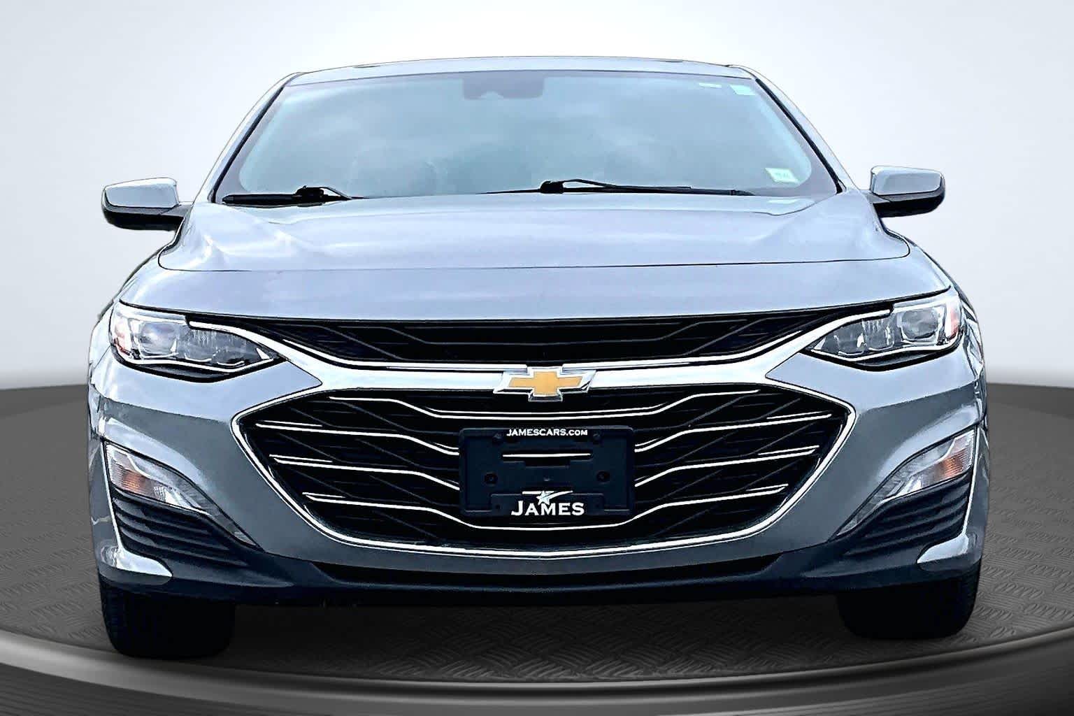 2024 Chevrolet Malibu LT - 3
