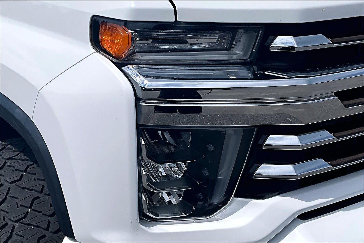 2020 Chevrolet Silverado 2500HD High Country Summit White at Mangino Chevrolet