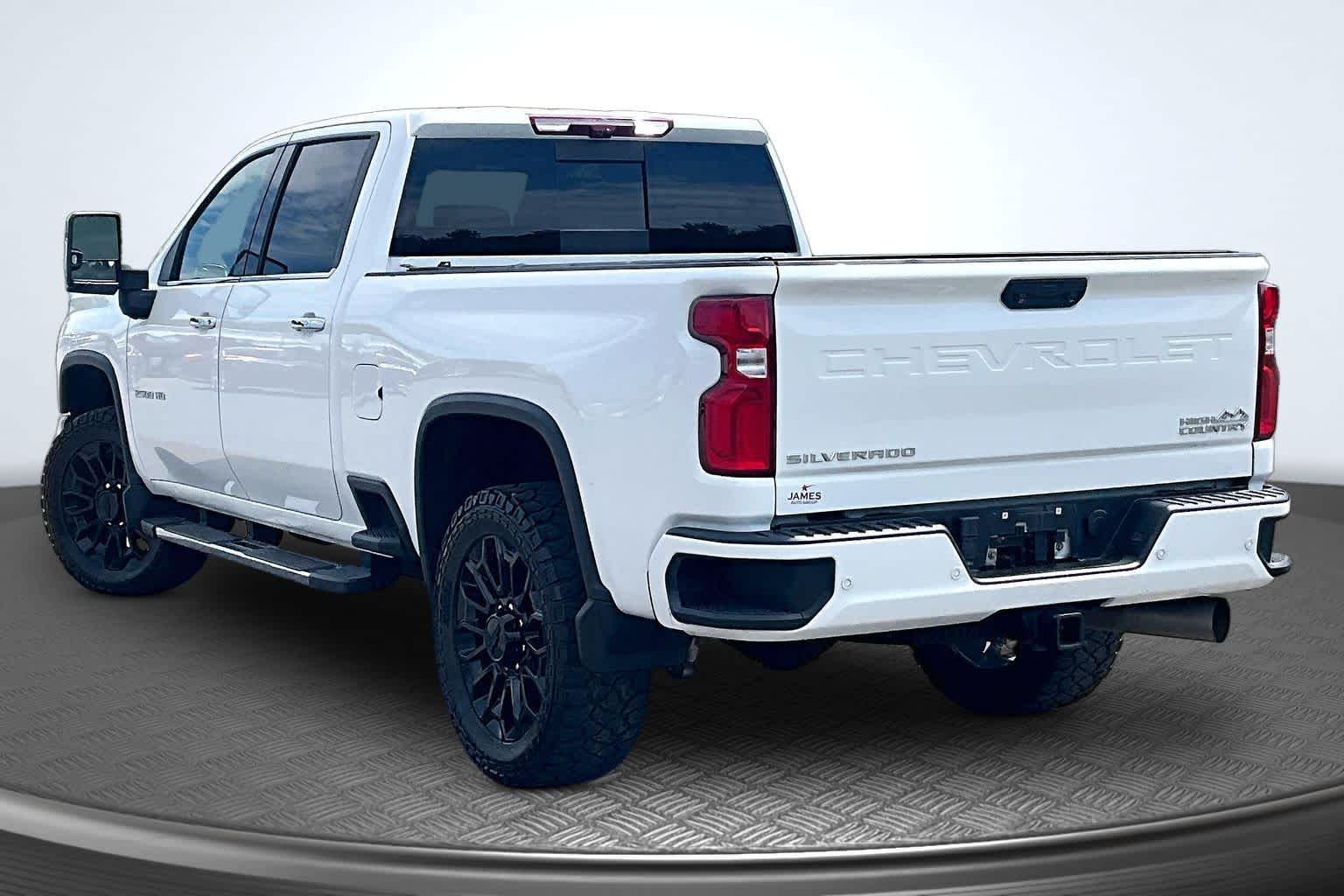 2020 Chevrolet Silverado 2500HD High Country Summit White at Mangino Chevrolet