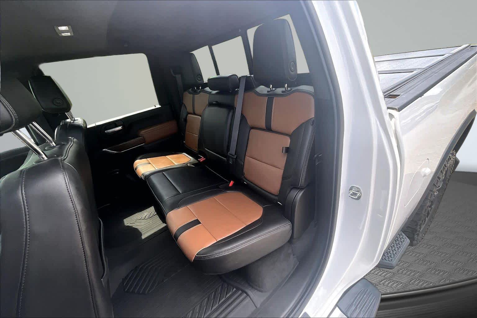 2020 Chevrolet Silverado 2500HD High Country Summit White at Mangino Chevrolet