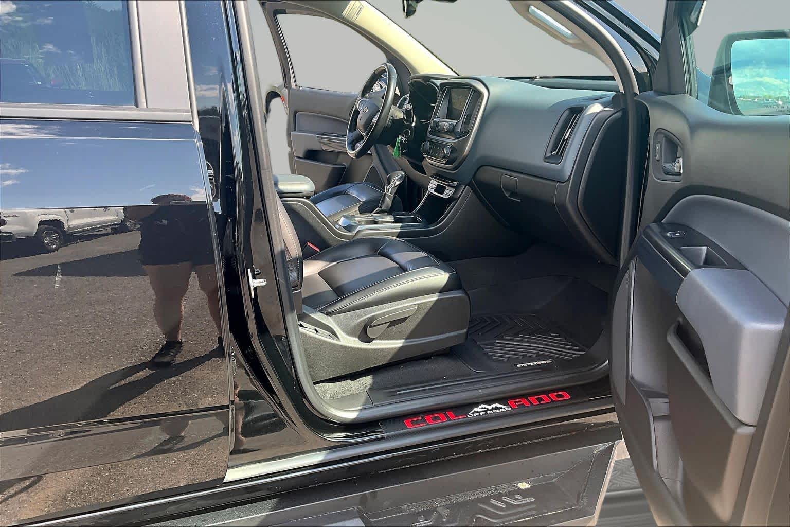 2022 Chevrolet Colorado 4WD Z71 Black at James Chevrolet