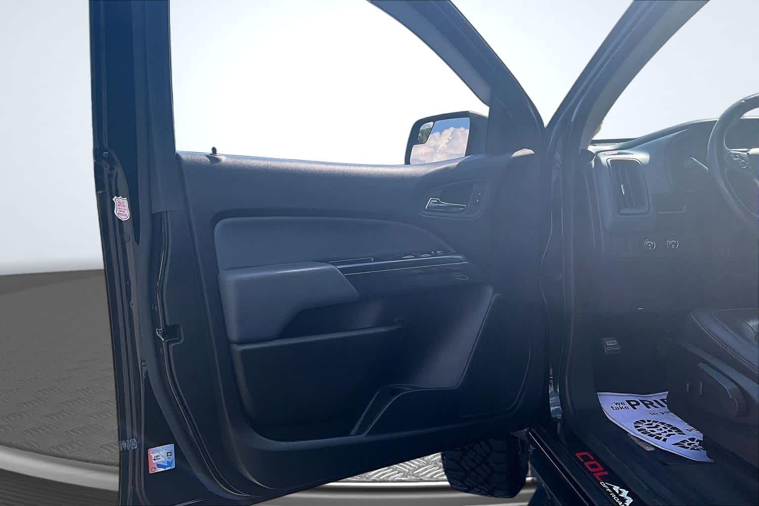 2022 Chevrolet Colorado 4WD Z71 Black at James Chevrolet