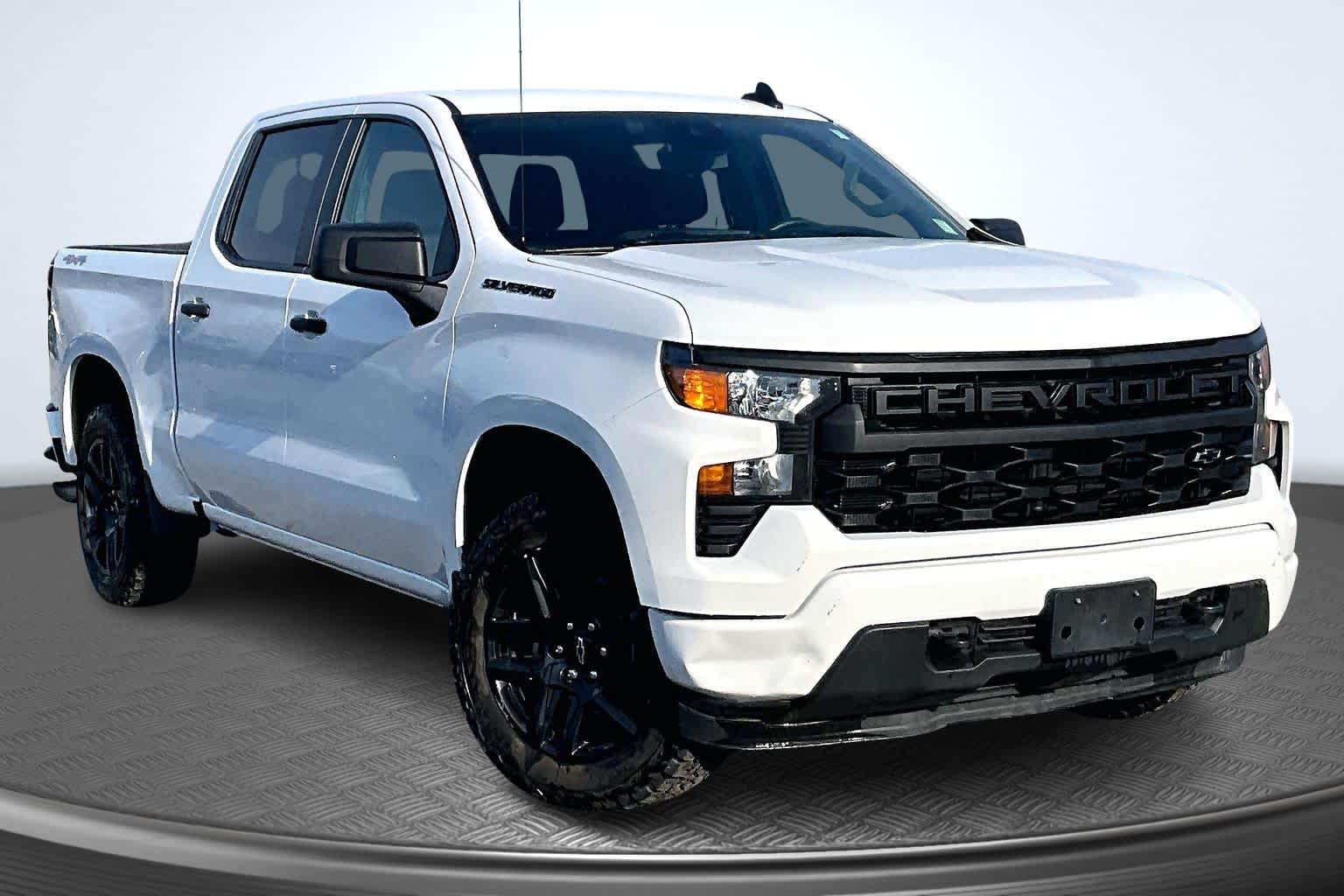 2023 Chevrolet Silverado 1500 Custom - 11