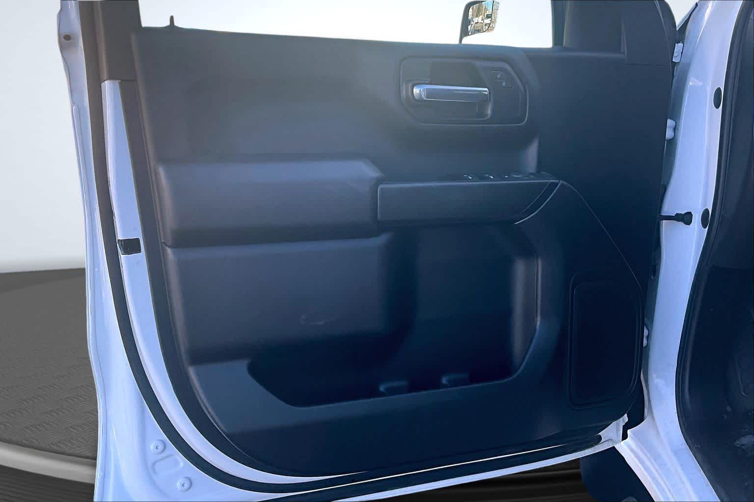 2023 Chevrolet Silverado 1500 Custom WHITE at James Chevrolet