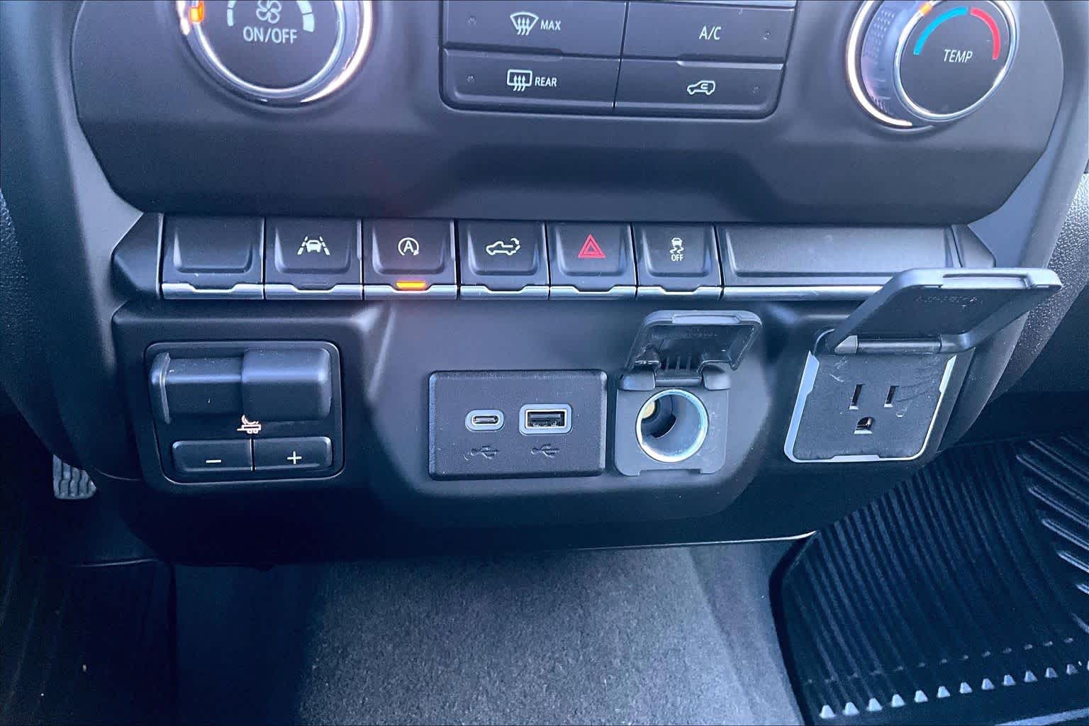 2023 Chevrolet Silverado 1500 Custom WHITE at James Chevrolet