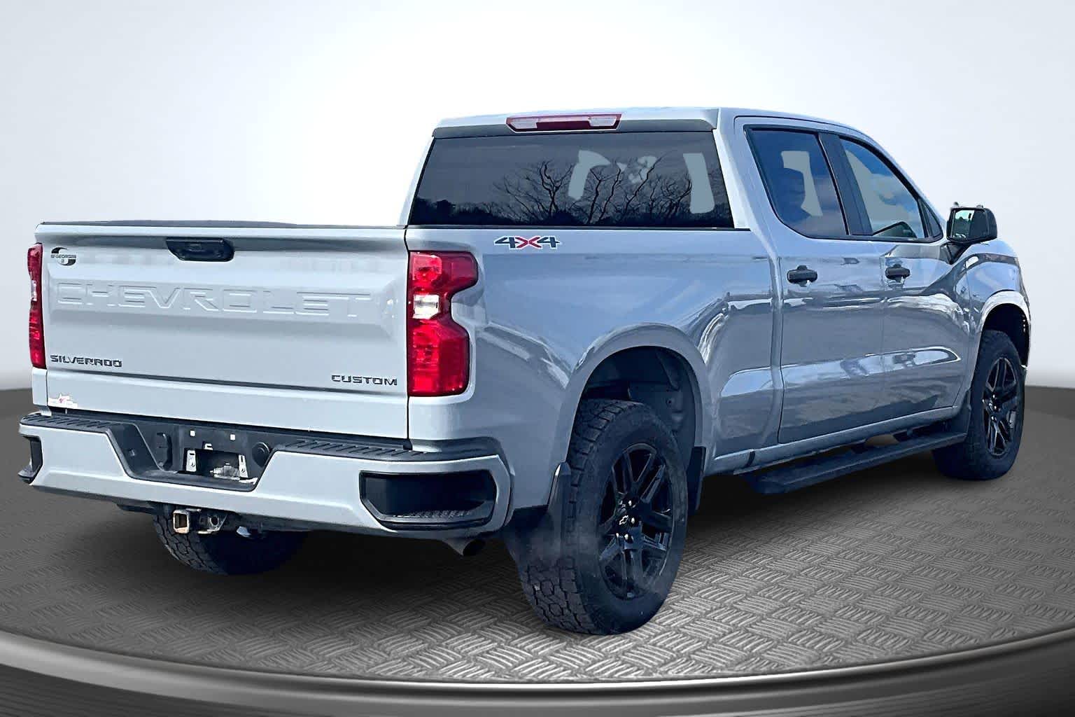 2024 Chevrolet Silverado 1500 Custom - 2