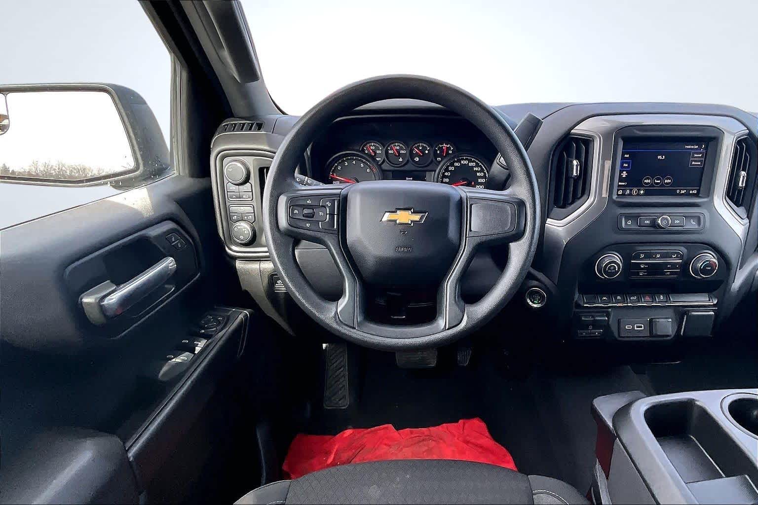 2024 Chevrolet Silverado 1500 Custom - 5