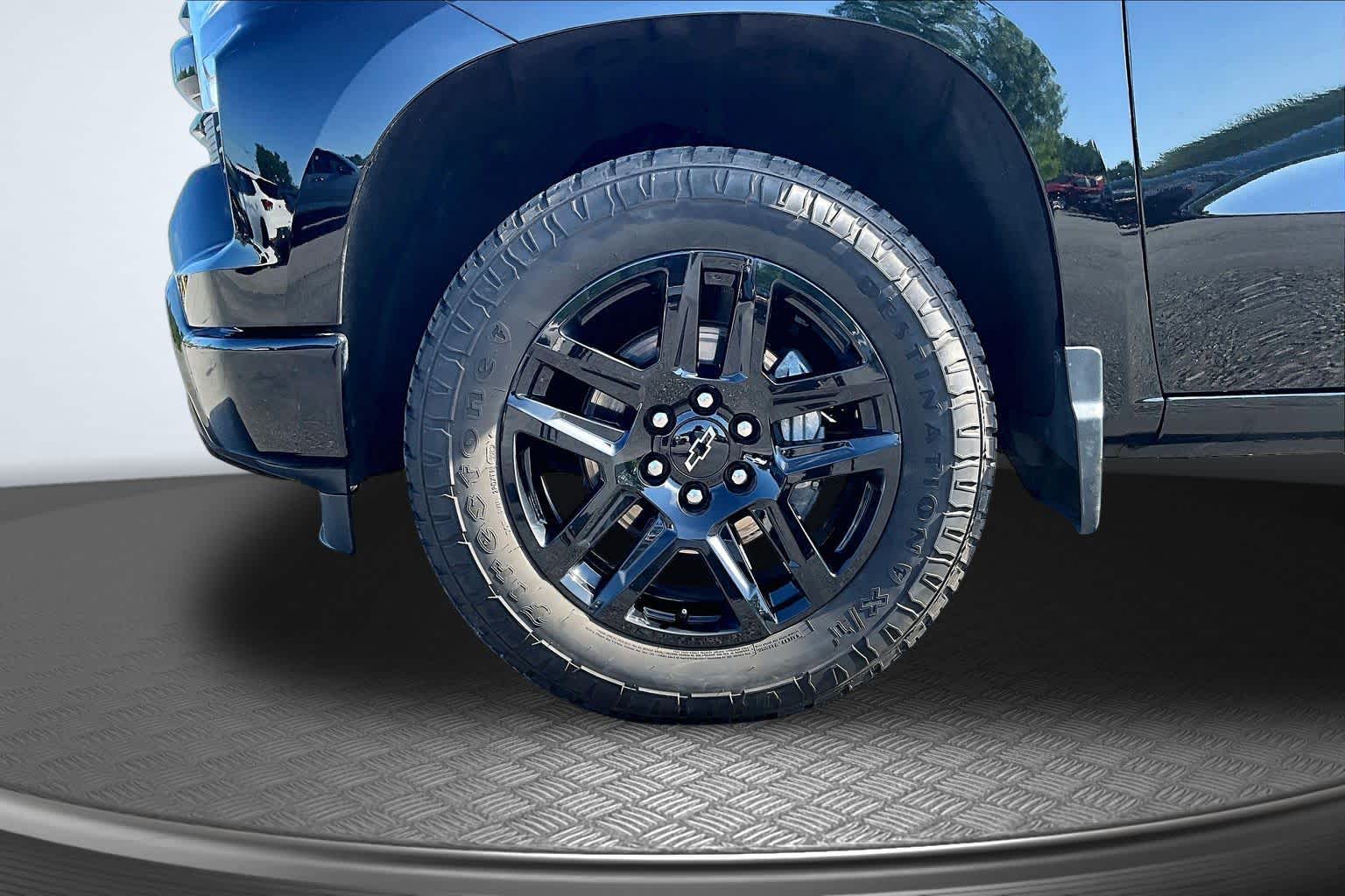 2024 Chevrolet Silverado 1500 RST - 8