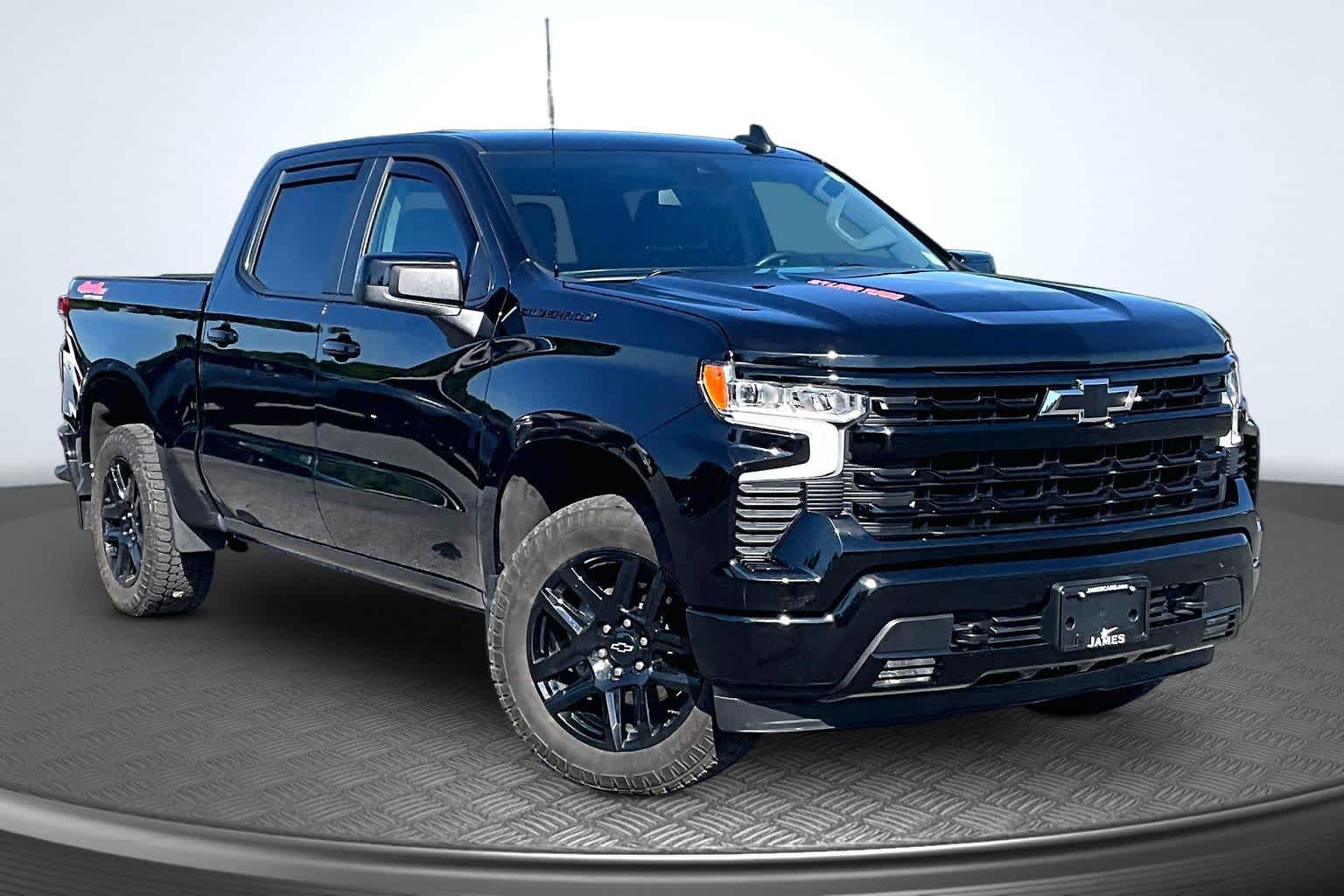 2024 Chevrolet Silverado 1500 RST - 11