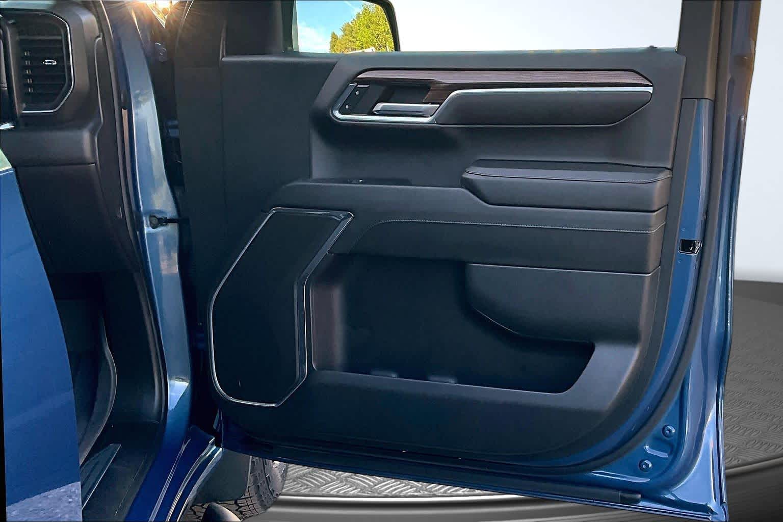 2024 Chevrolet Silverado 1500 LT Lakeshore Blue Metallic at James Chevrolet