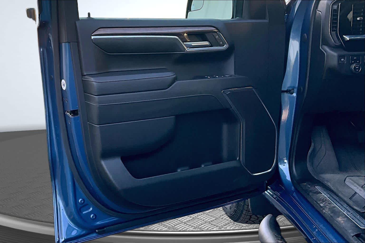 2024 Chevrolet Silverado 1500 LT Lakeshore Blue Metallic at James Chevrolet