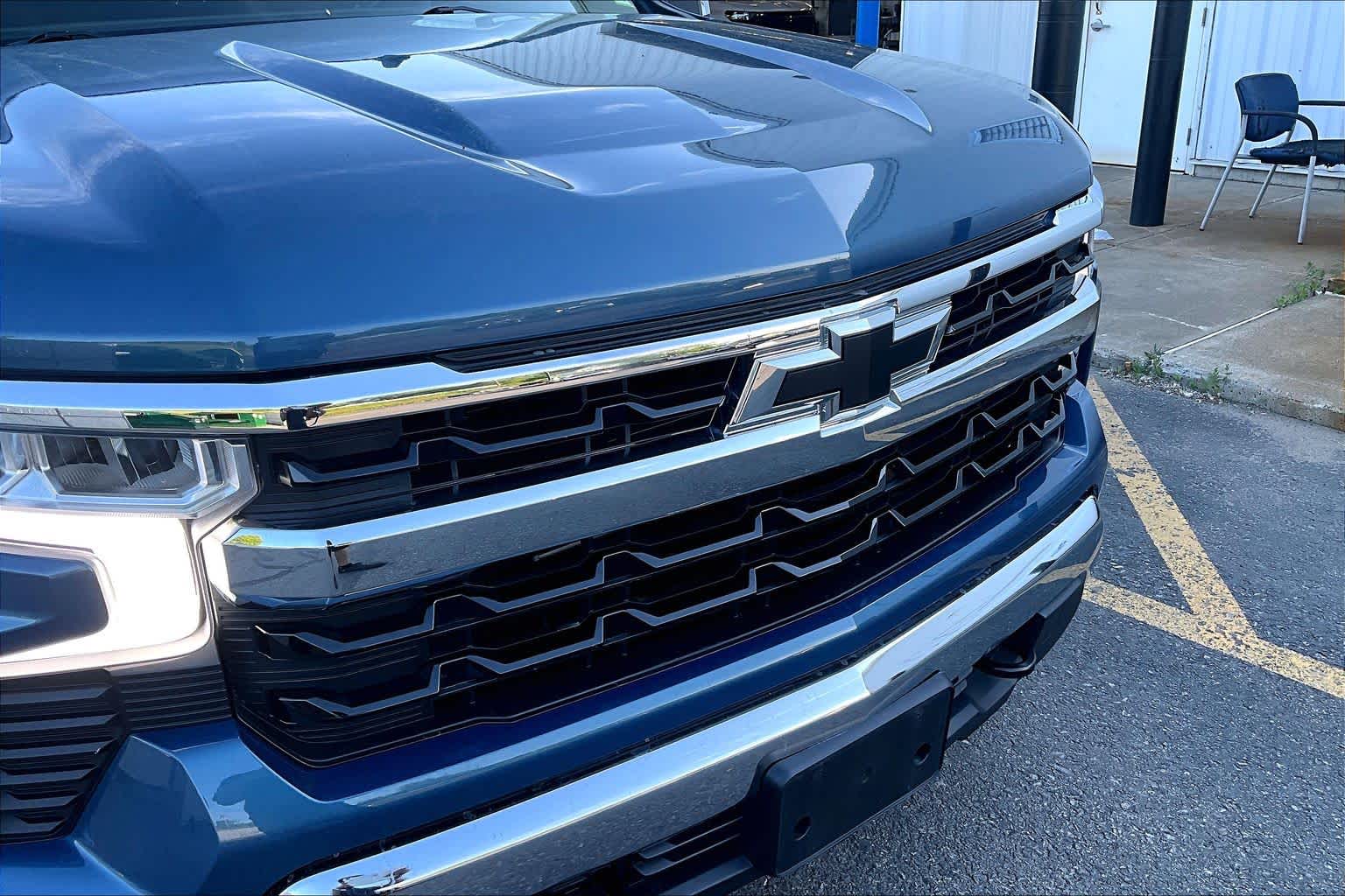 2024 Chevrolet Silverado 1500 LT Lakeshore Blue Metallic at James Chevrolet