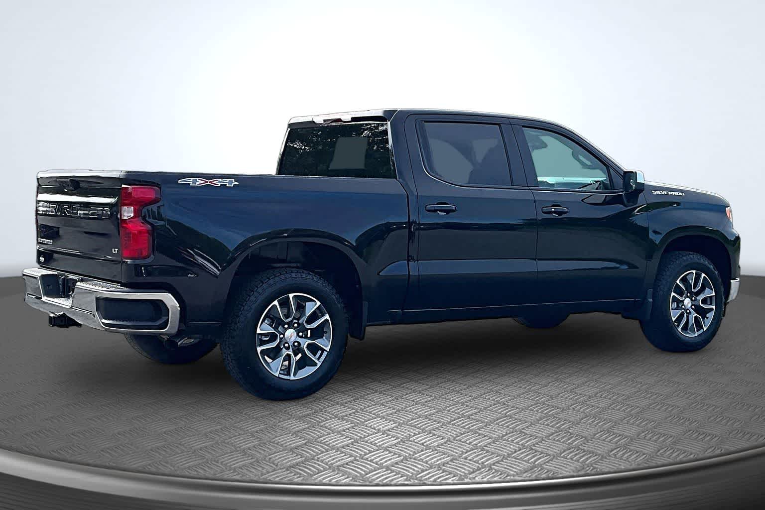 2026 Chevrolet Silverado 1500 LT - 1