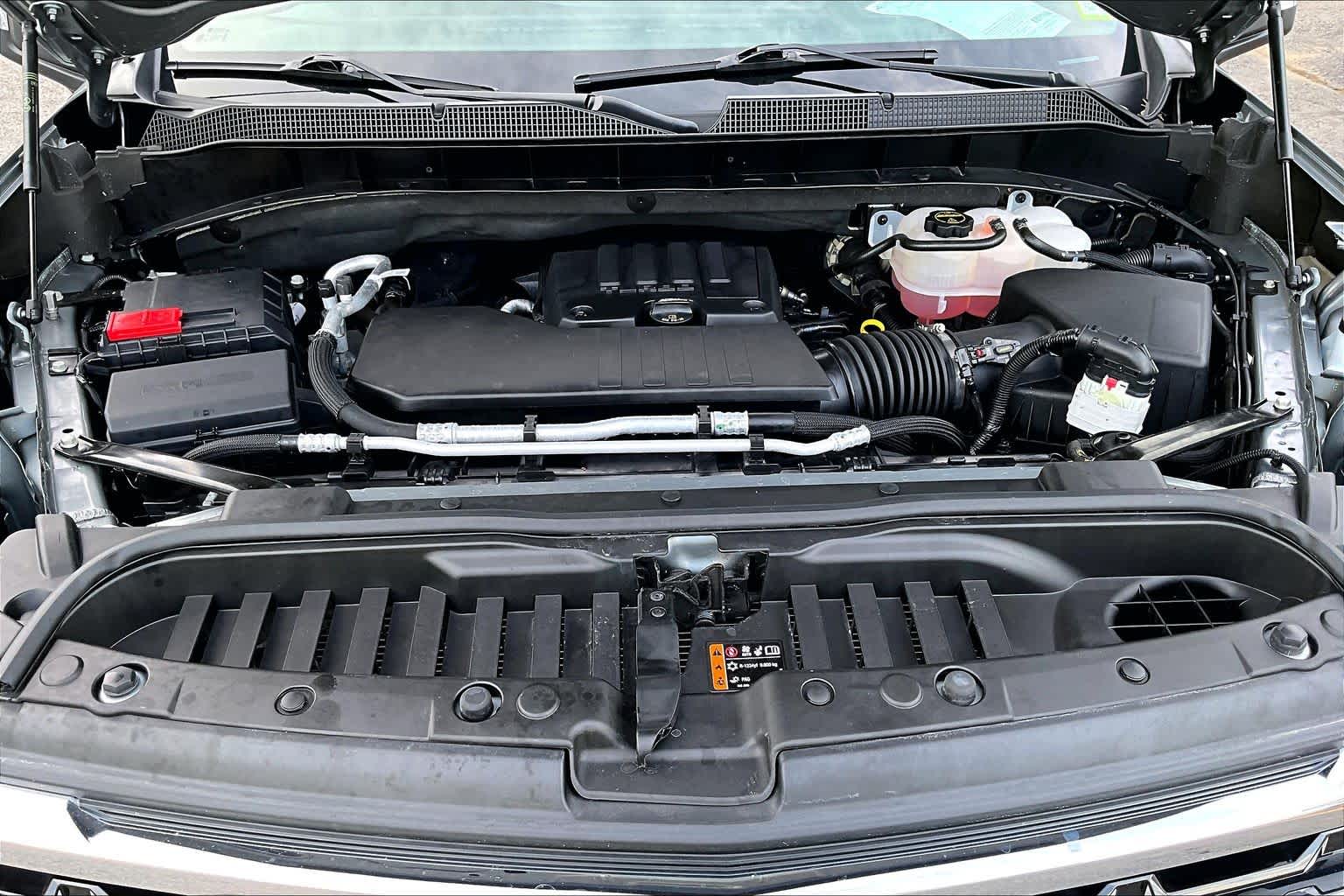 2025 Chevrolet Silverado 1500 LT - 9