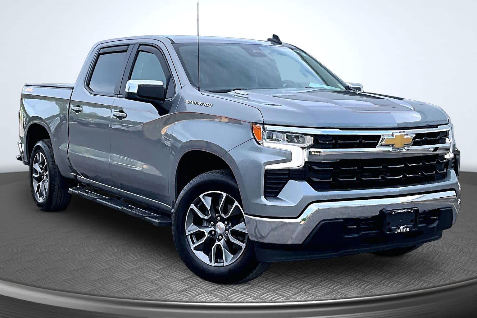 2025 Chevrolet Silverado 1500 LT - 11