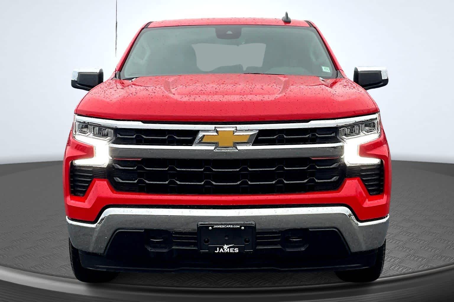 2025 Chevrolet Silverado 1500 LT - 3