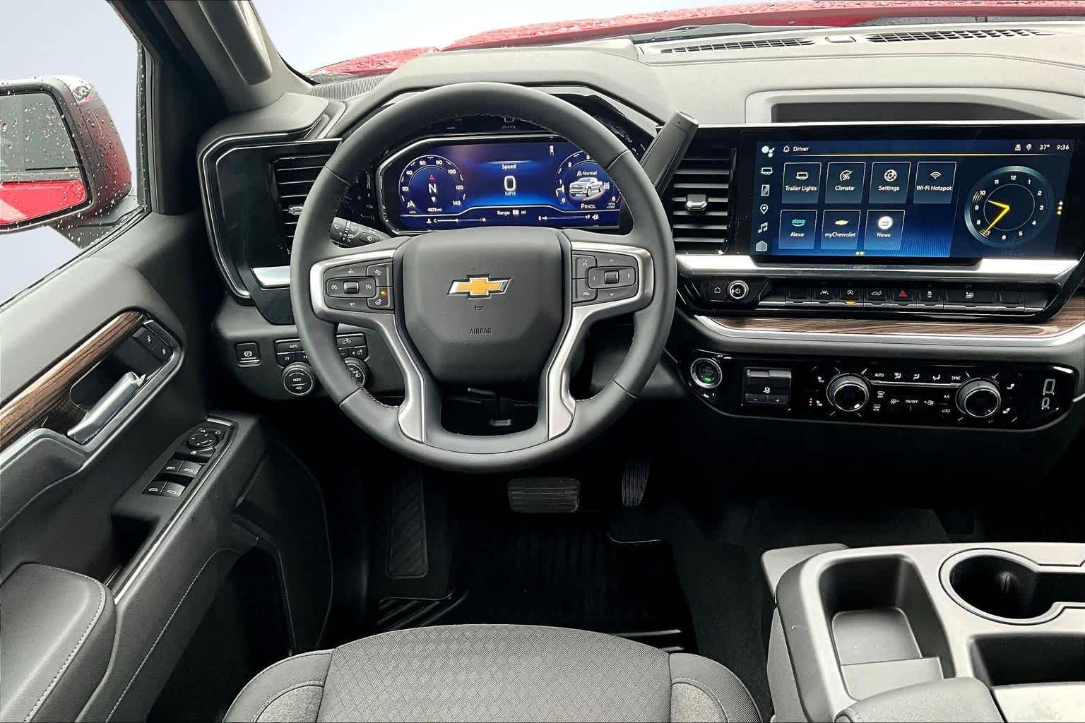 2025 Chevrolet Silverado 1500 LT - 5