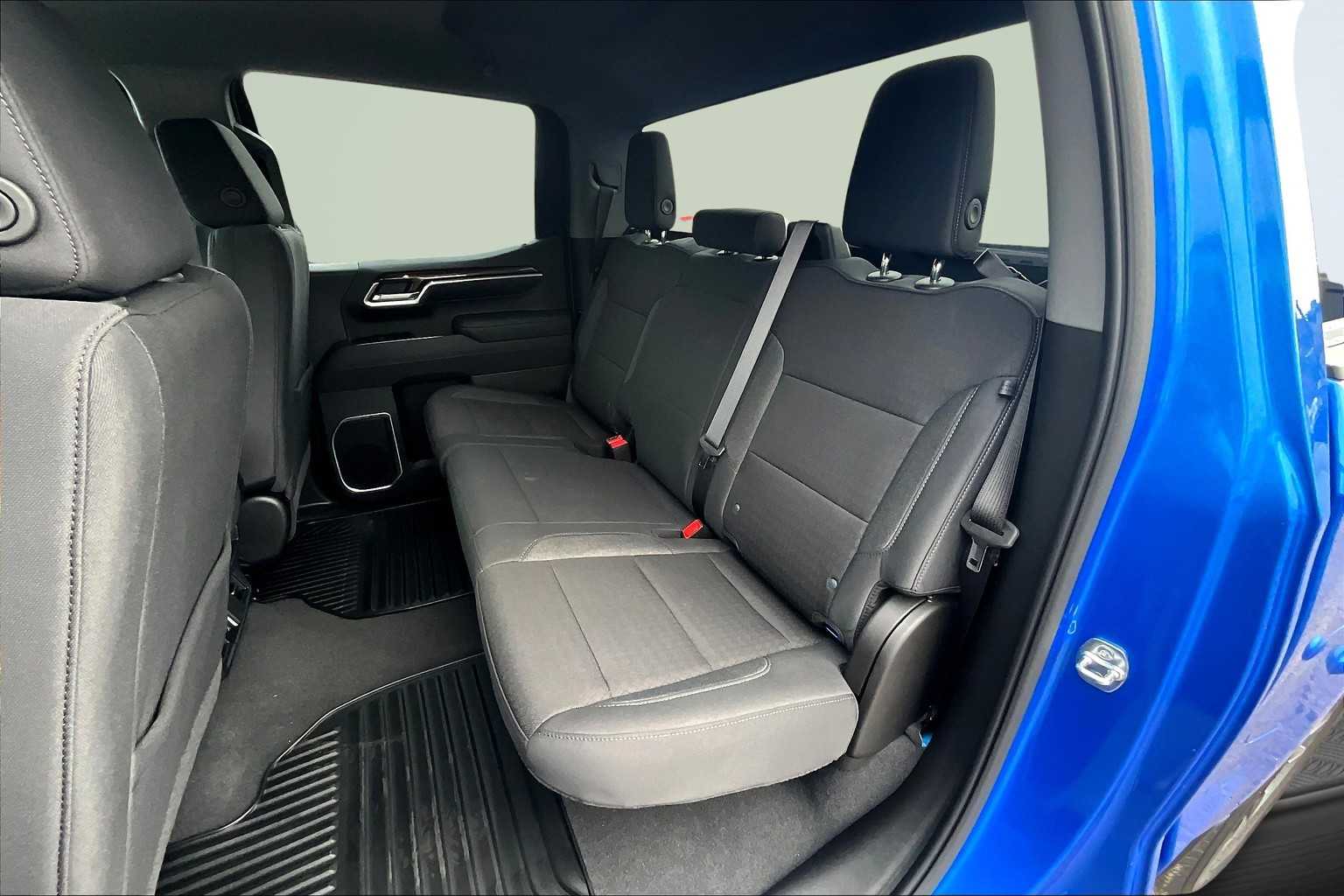 2026 Chevrolet Silverado 1500 LT - 9