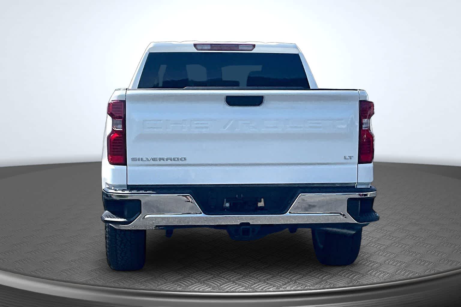 2026 Chevrolet Silverado 1500 LT - 3