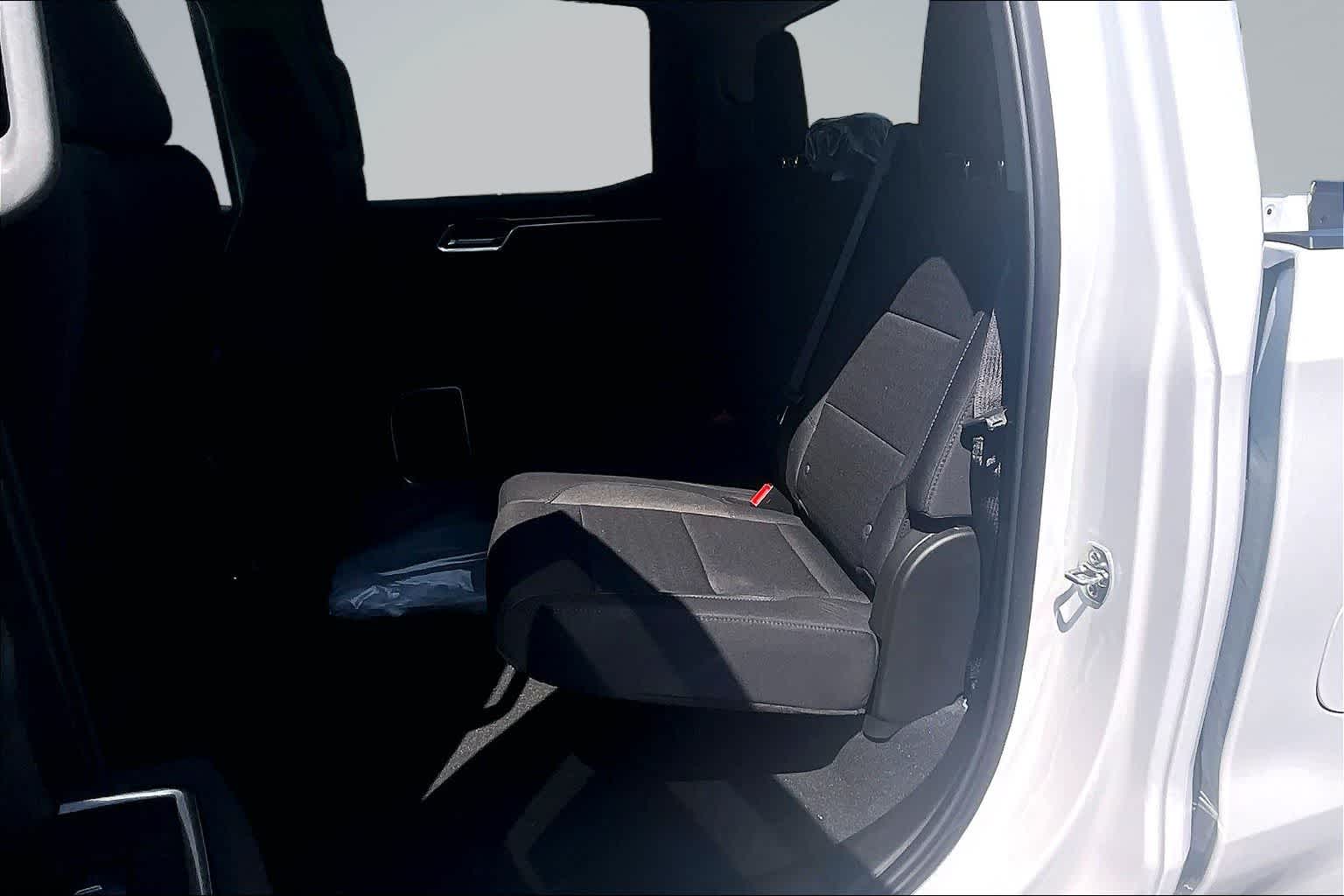 2026 Chevrolet Silverado 1500 LT - 9