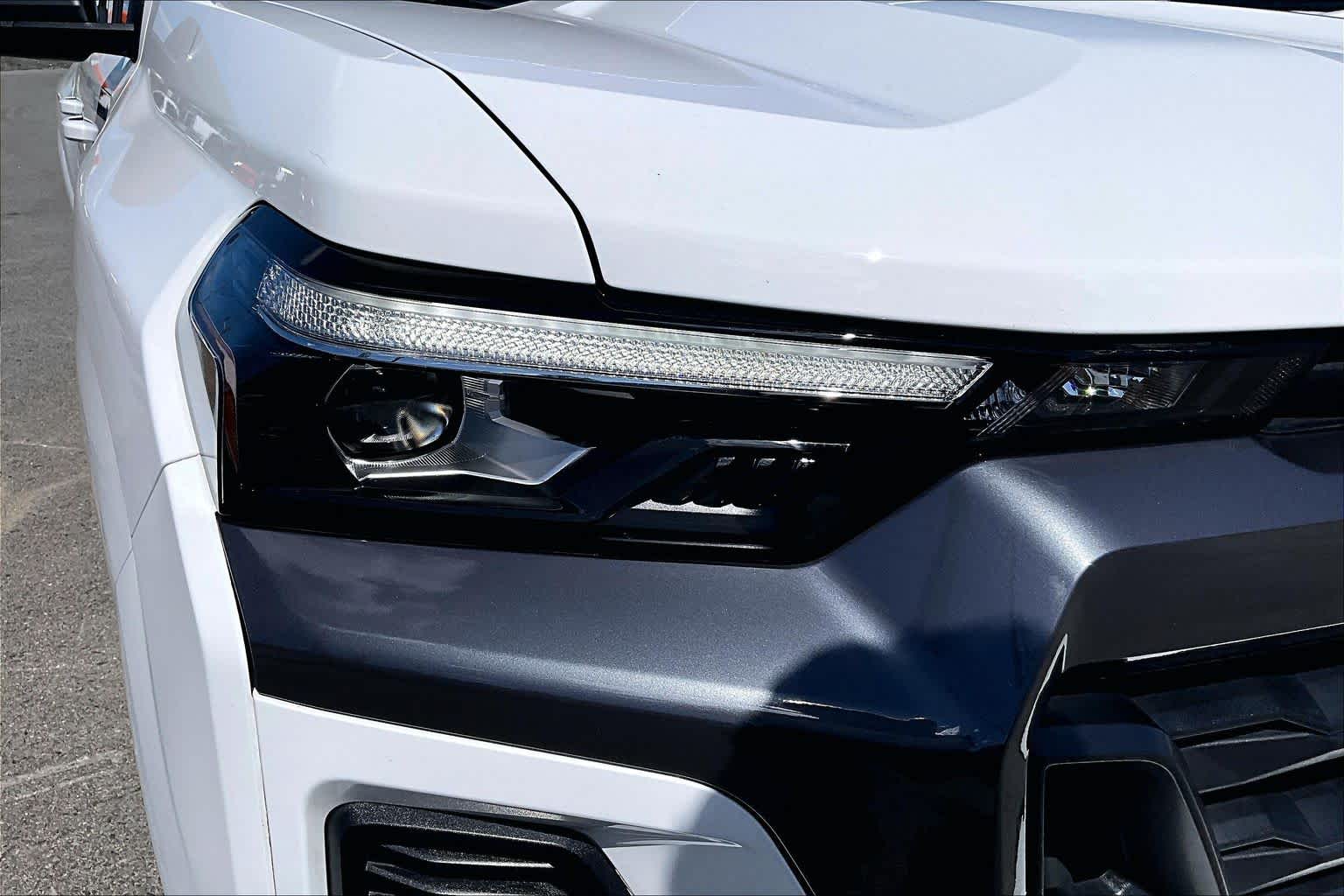 2025 Chevrolet Colorado 4WD LT Summit White at James Chevrolet