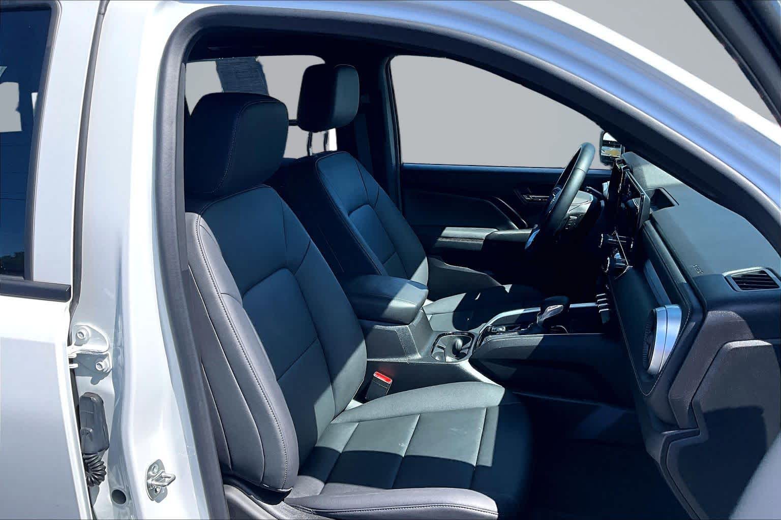 2025 Chevrolet Colorado 4WD LT Summit White at James Chevrolet