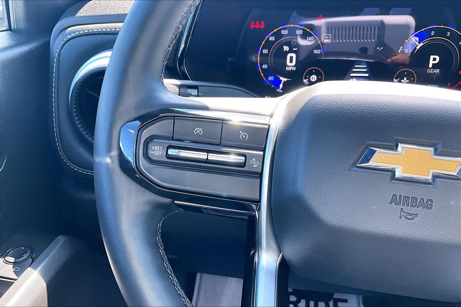 2025 Chevrolet Colorado 4WD LT Summit White at James Chevrolet