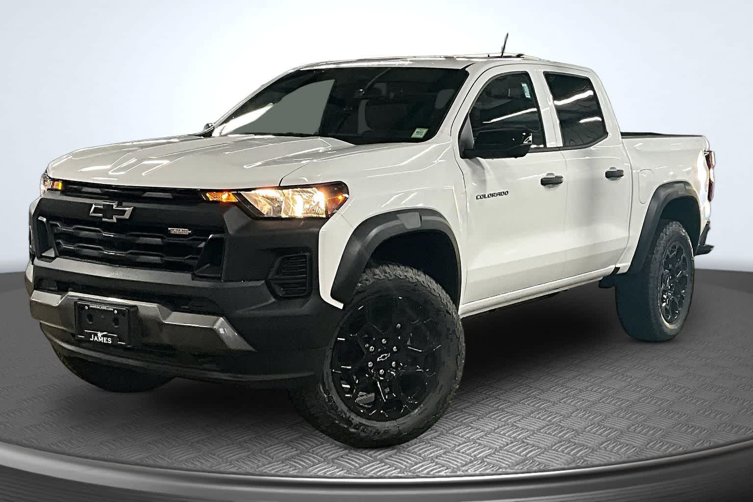 2026 Chevrolet Colorado 4WD Trail Boss Summit White at James Chevrolet